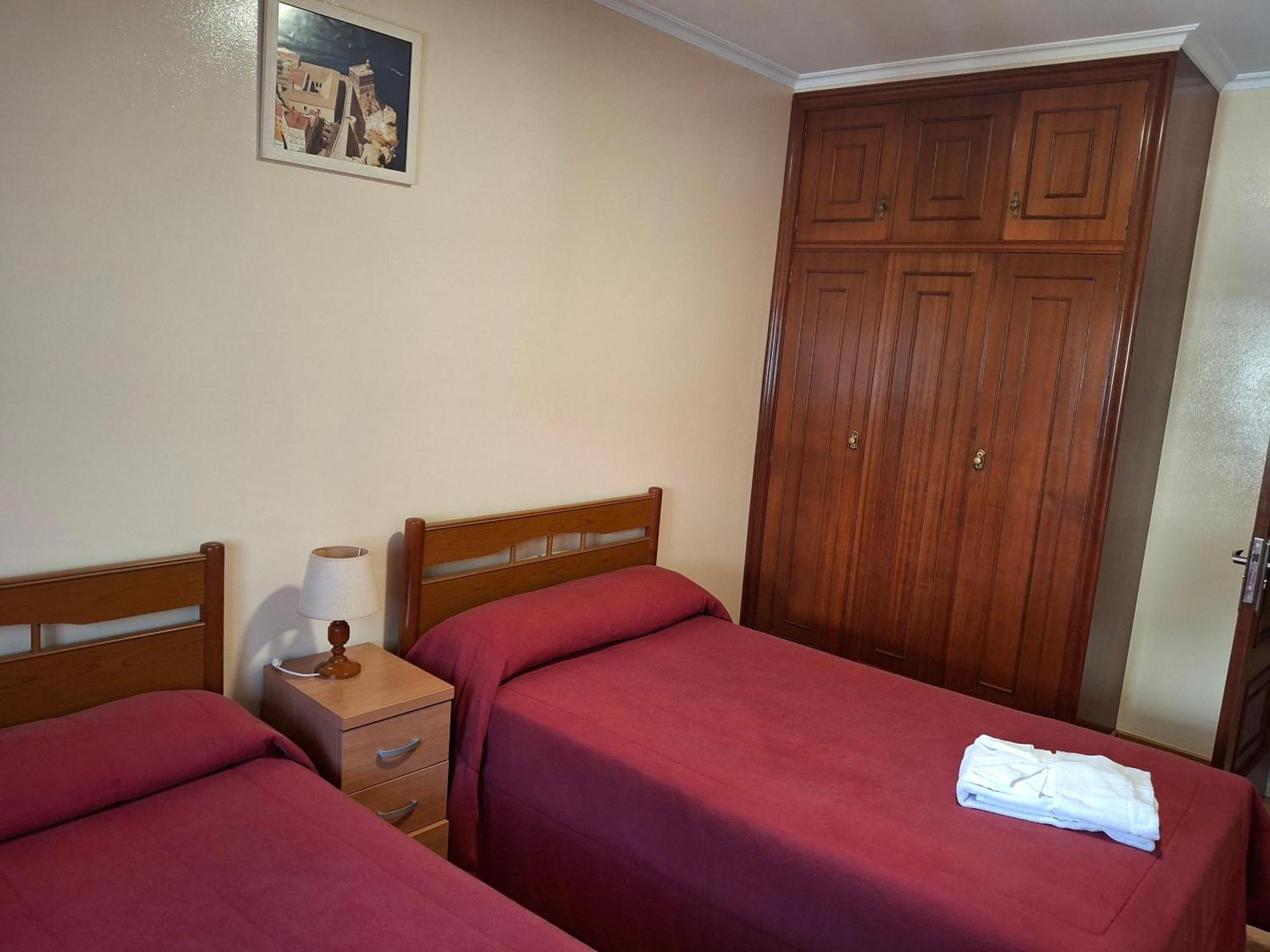 Hostal La Marina Porto do Barqueiro Zewnętrze zdjęcie