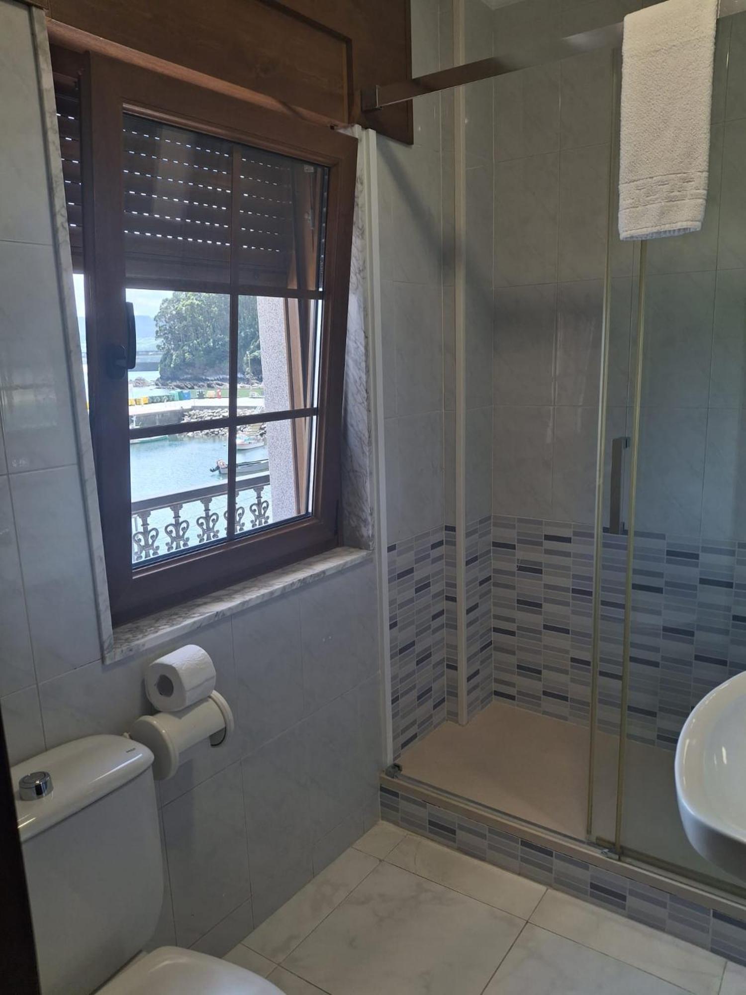 Hostal La Marina Porto do Barqueiro Zewnętrze zdjęcie