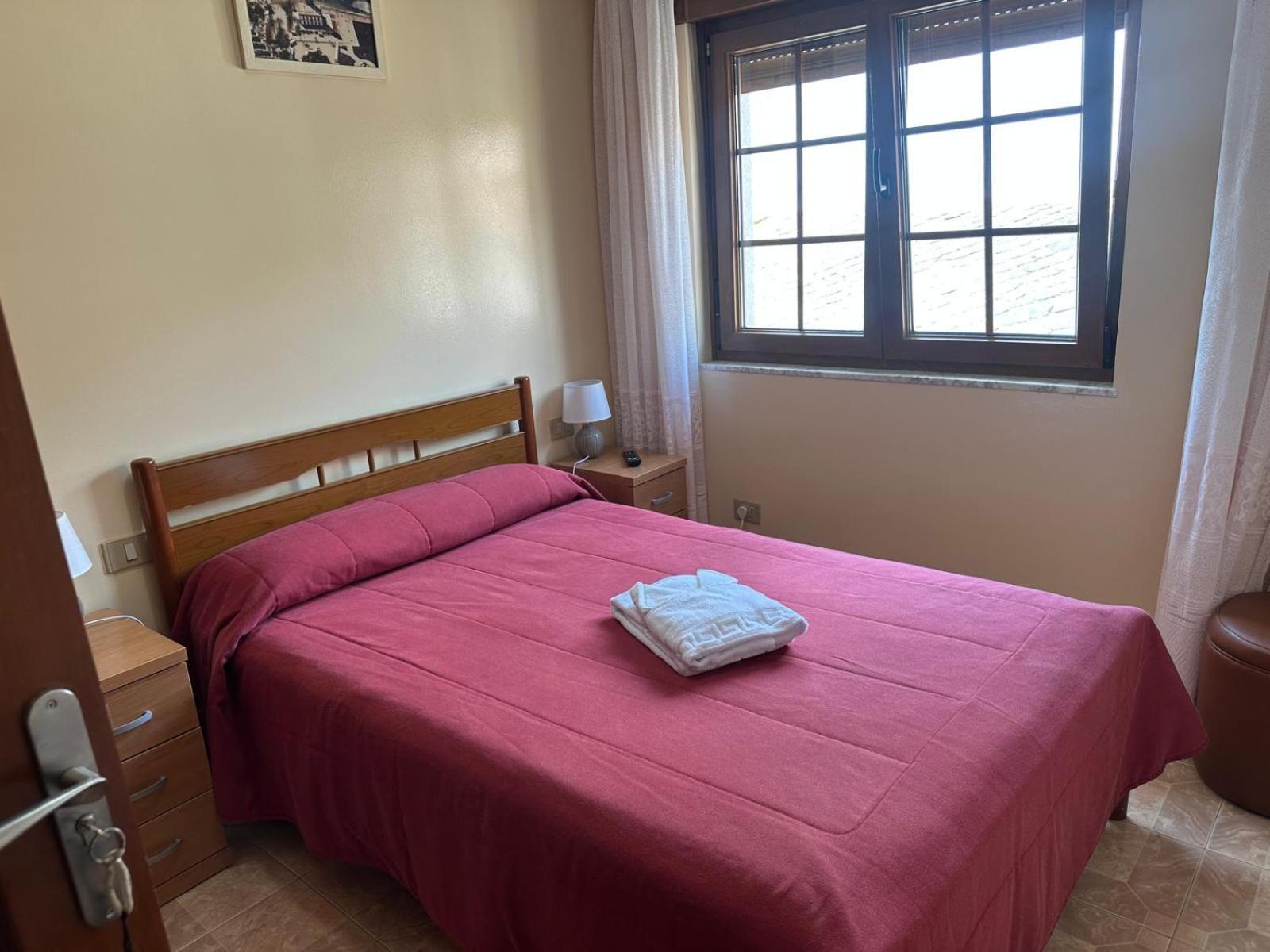 Hostal La Marina Porto do Barqueiro Zewnętrze zdjęcie